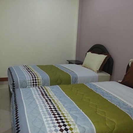 Palm Lodge Resort Nakhonratcsaszima Kültér fotó